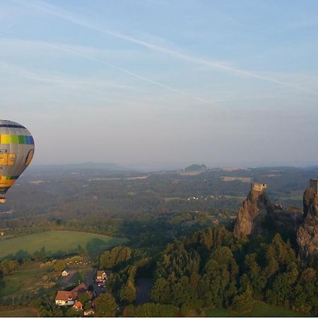 Elitní penzion U Dvou jedlí v srdci Českého ráje Turnov Esterno foto