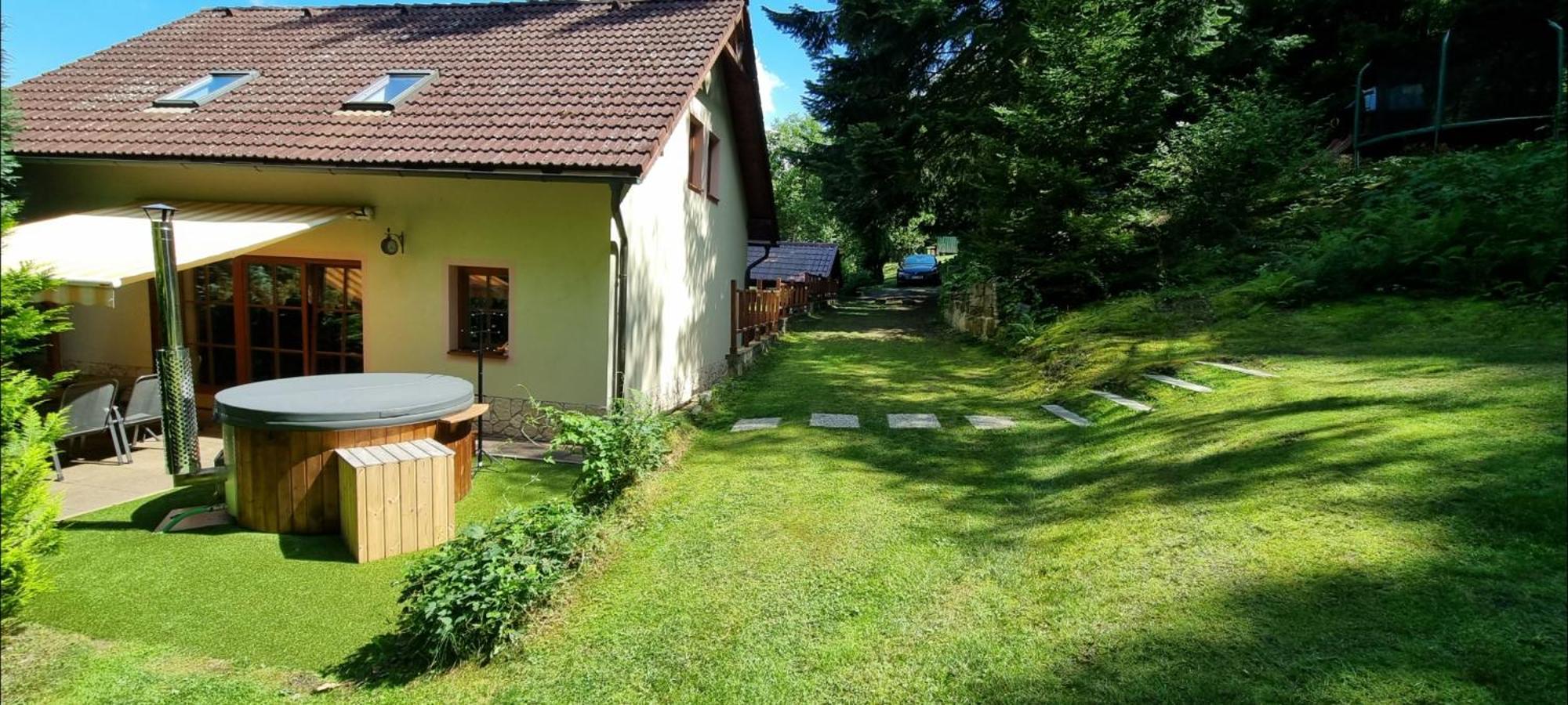 Elitní penzion U Dvou jedlí v srdci Českého ráje Turnov Esterno foto