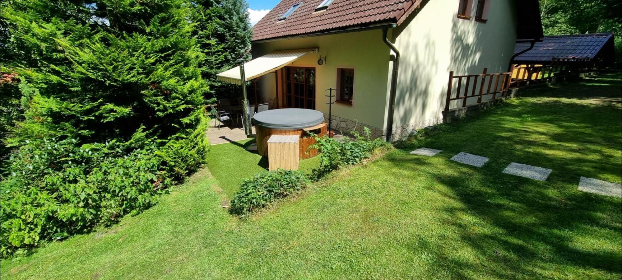 Elitní penzion U Dvou jedlí v srdci Českého ráje Turnov Esterno foto